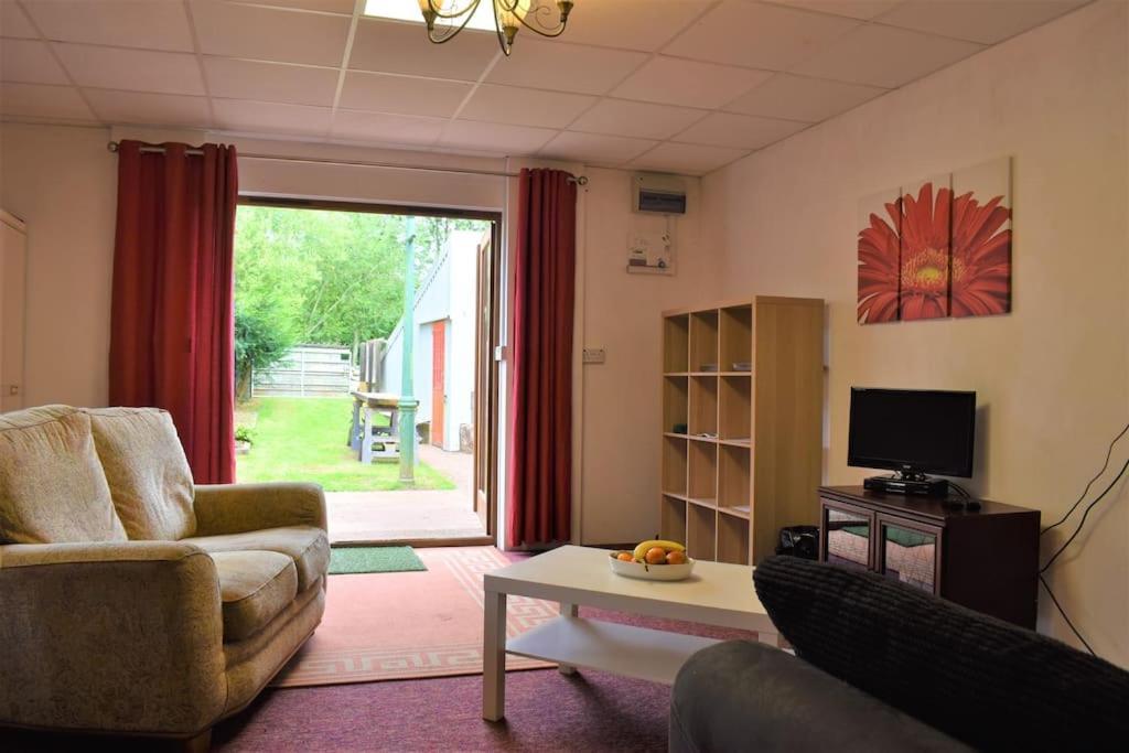 Value 4Rooms Exmoor Coast Steam Trains Тонтон Екстер'єр фото